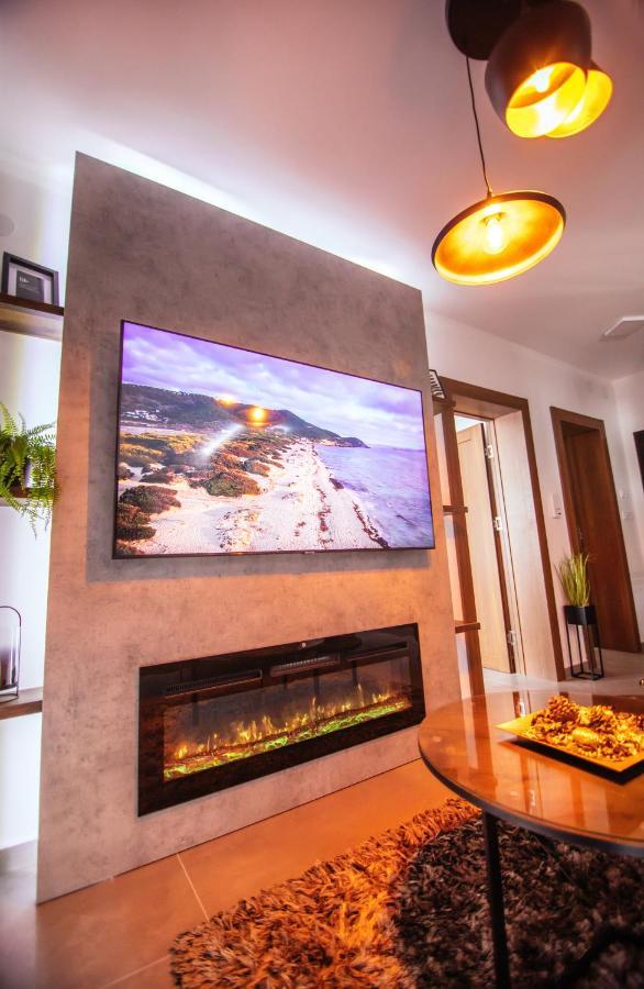 Royal Luxury Apartment Вършац Екстериор снимка