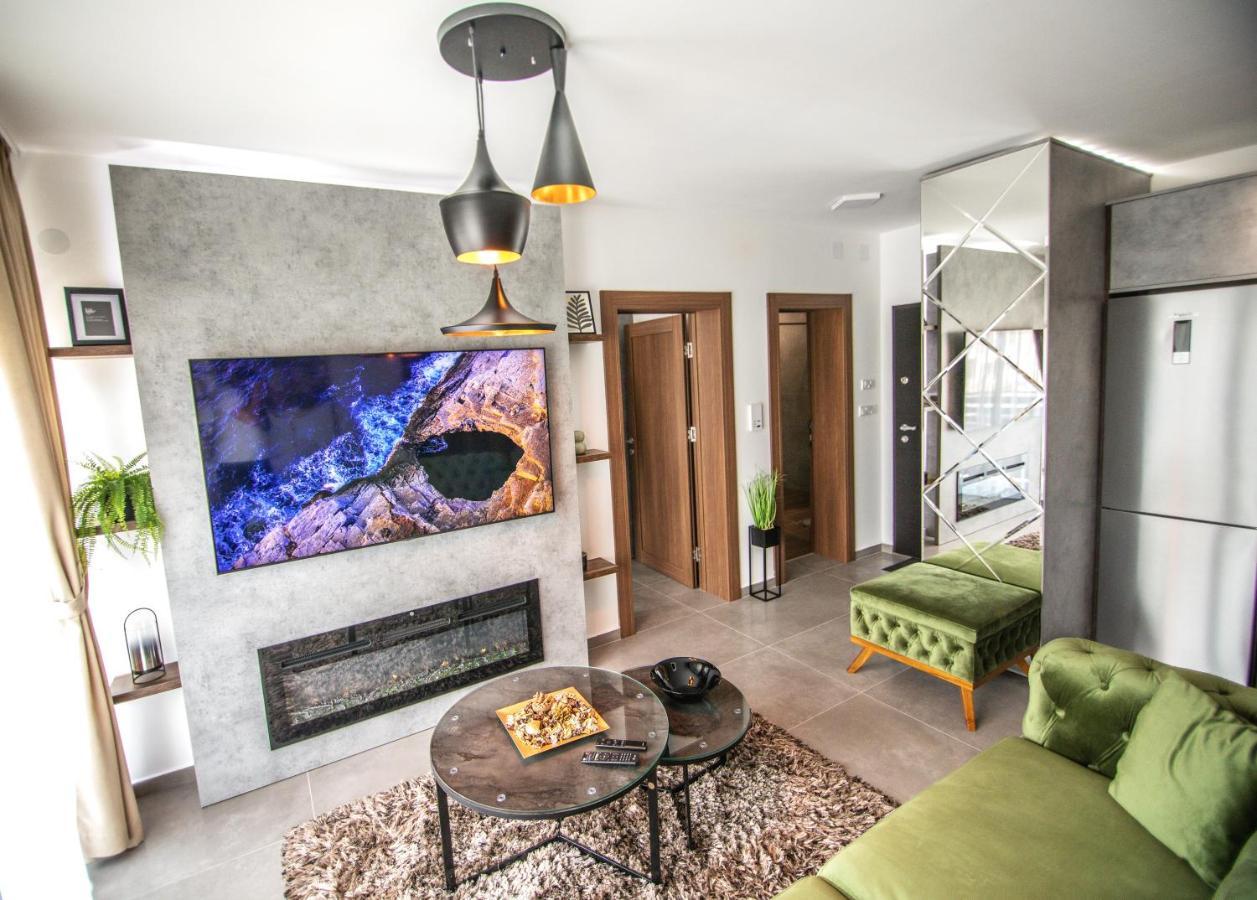 Royal Luxury Apartment Вършац Екстериор снимка