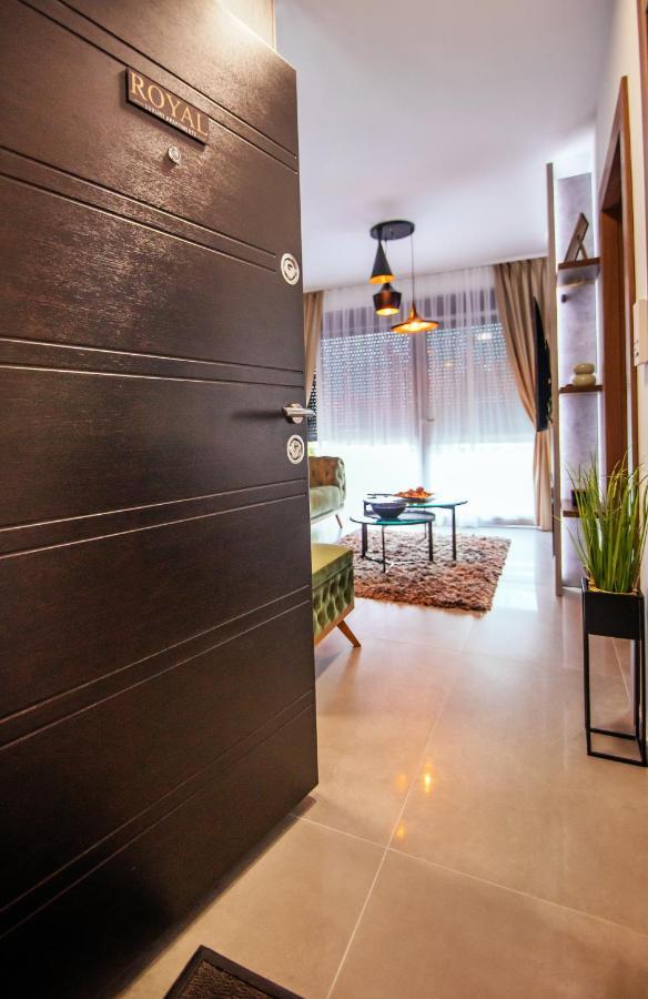 Royal Luxury Apartment Вършац Екстериор снимка