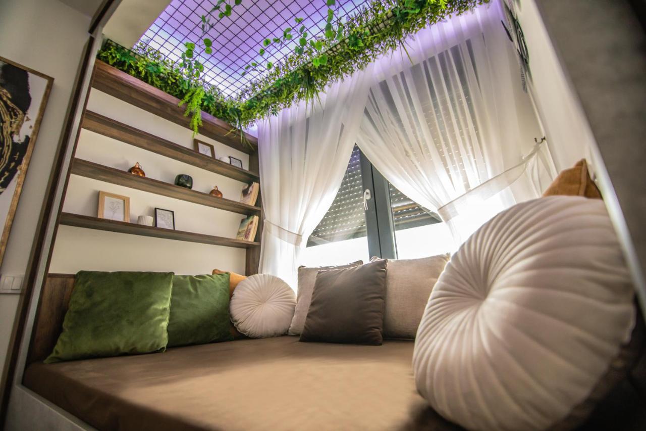 Royal Luxury Apartment Вършац Екстериор снимка